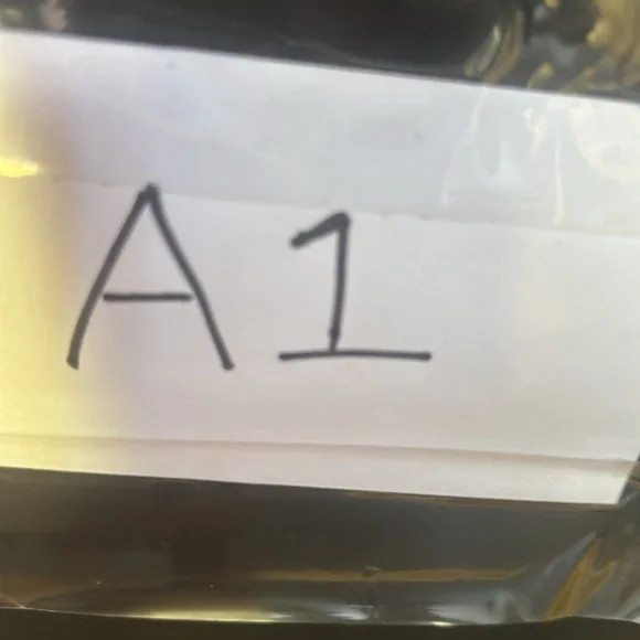 Jewel Printed Silk Waterfall Neckline Long sleeve Top Mob Wife Italian Lux Sz L - Picture 8 of 9